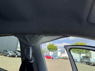 Peugeot 208 1.6 VTI  ALLURE picture 19