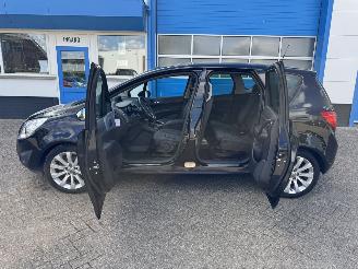 Opel Meriva 1.4 TURBO COSMO picture 23