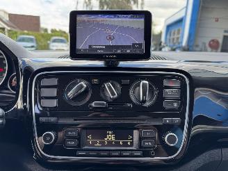 Volkswagen Up! 1.0 CROSS UP! picture 15