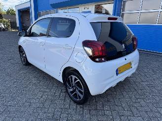 Peugeot 108 1.0 e-VTI  ALLURE picture 8