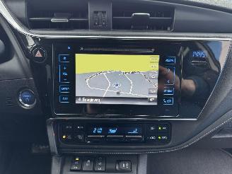 Toyota Auris 1.8 AUTOMAAT HYBRID picture 19