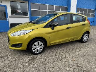 Schadeauto Ford Fiesta 1.25  TITANIUM 2015/1
