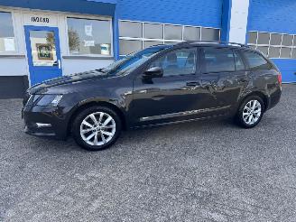 Schadeauto Skoda Octavia 1.0 TSI  AMBITION  BUSINESS 2018/1