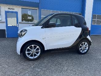 krockskadad bil auto Smart Fortwo EQ  COMFORT  18KWH 2018/7
