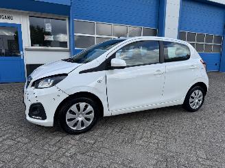 Voiture accidenté Peugeot 108 1.0 e-VTI  ACTIVE 2020/6