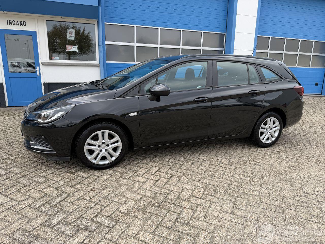 Opel Astra 1.0 ONLINE EDITION  SPORTS TOURER