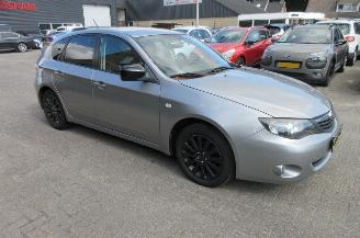 Subaru Impreza 2.0R Luxury AWD picture 2