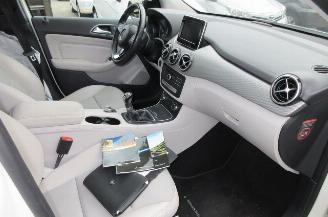 Mercedes B-klasse 180 AMBITION picture 7