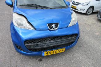 Peugeot 107 1.0-12V XS picture 5