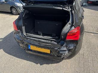 BMW 1-serie 118i Cent High Executive 136pk picture 8