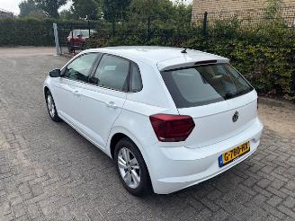 Voiture accidenté Volkswagen Polo 1.0 TSI 5-drs Comfort airco 2019/1