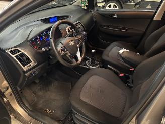 Hyundai I-20 1.2i Vision 5-drs Airco picture 10