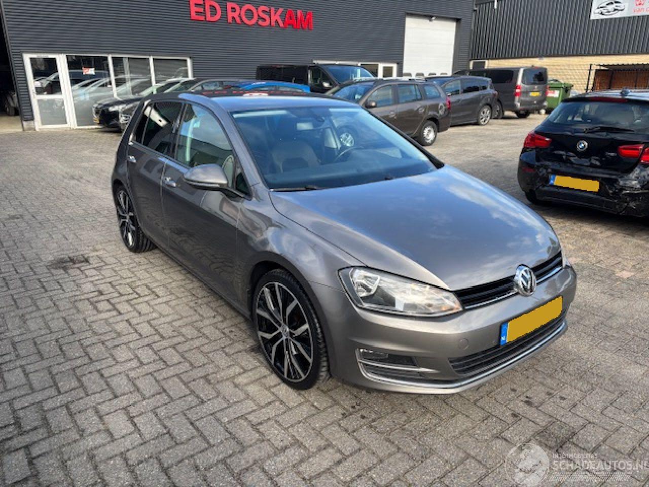 Volkswagen Golf 1.4 TSI ACT Highline Dsg