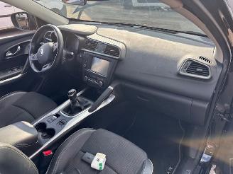 Renault Kadjar 1.2 TCe Bose  131pk clima picture 12