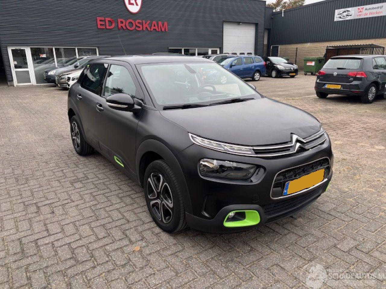 Citroën C4 cactus 1.2 PureTech   (64.620 Nap)