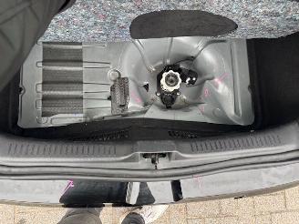 Renault Clio 1.5 DCI 5-drs airco picture 8