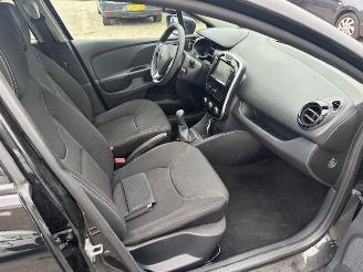 Renault Clio 1.5 DCI 5-drs airco picture 9