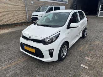 Kia Picanto 1.0 5-drs Plusline airco picture 6