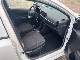 Kia Picanto 1.0 5-drs Plusline airco picture 7