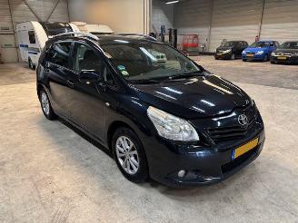 Vaurioauto  passenger cars Toyota Verso 2.0 D-4D Business Clima 2012/5