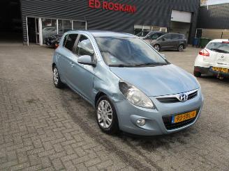 Unfallwagen Hyundai I-20 1.2I 1-MOTION AIRCO 2011/9