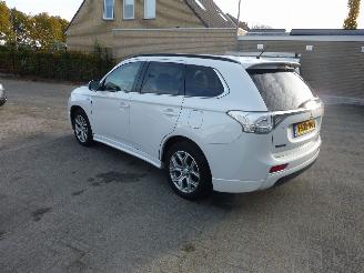 Mitsubishi Outlander 2.0 PHEV INSTYLE picture 3