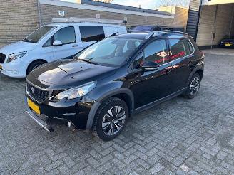 Peugeot 2008 1.2 PureTech Allure picture 6