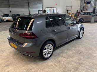 Volkswagen Golf 1.0 TSI Comfort 5-drs Nap picture 3