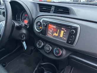 Toyota Yaris 1.0 5-drs Aspiration airco picture 13