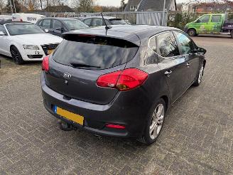 Kia Cee d 1.6 GDI Super Pack 135pk picture 8