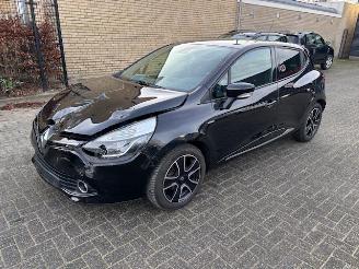 Renault Clio 1.2 16v 5-drs clima picture 6