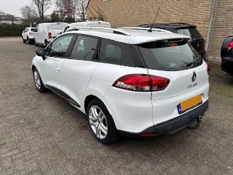 Unfallwagen Renault Clio 0.9 TCE Zen 2018/7