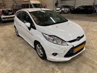Schadeauto Ford Fiesta 1.6 Sport airco NAP 2011/6
