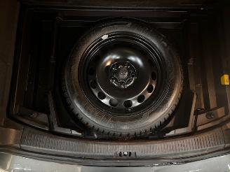 Volkswagen Touran 1.4 TSI Mach 140pk picture 8