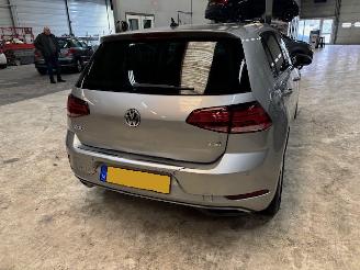 Volkswagen Golf 1.0 TSI Comfort 5-drs clima navi picture 3