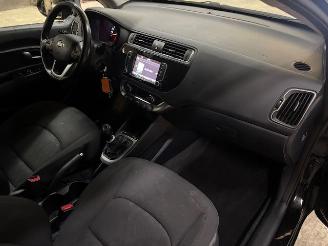 Kia Rio 1.4 5-drs clima  110pk picture 7
