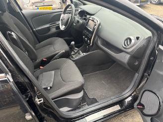 Renault Clio 0.9 TCE Nicht & Day picture 10