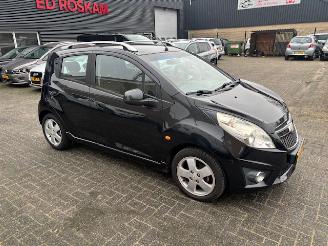Chevrolet Spark 1.2 16v LT  airco Nap picture 2