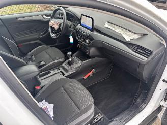 Ford Focus 1.5 Diesel Connected picture 8