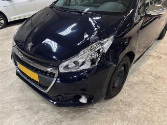 Peugeot 208 1.2 5-drs P.T Allure nap picture 7