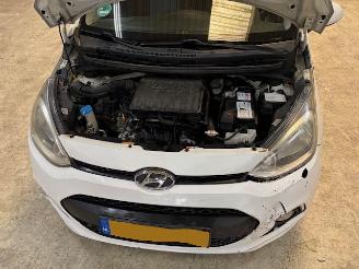 Hyundai I-10 1.0 Comfort Plus Clima picture 8