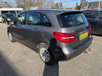 Schadeauto Mercedes B-klasse 180 CDI Automaat 2013/4