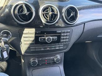 Mercedes B-klasse 180 CDI Automaat picture 12