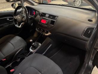 Kia Rio 1.2  5-drs airco picture 12