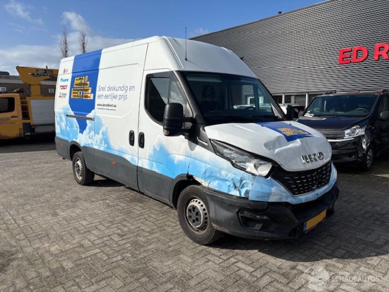 Iveco Daily 2.3 L2H3 Automaat  NAP