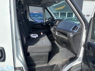 Iveco Daily 2.3 L2H3 Automaat  NAP picture 10