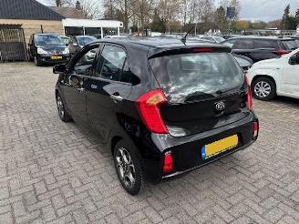 Voiture accidenté Kia Picanto 1.2 5-drs  DynamicLine Clima 2016/1