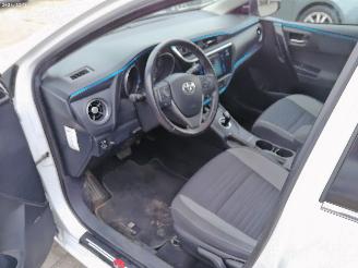 Toyota Auris 1.8 Hybrid Pano Automaat picture 6