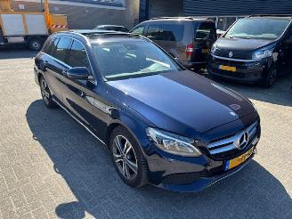 krockskadad bil auto Mercedes C-klasse 220 CDI Prestige Pano Automaat 170pk 2017/3