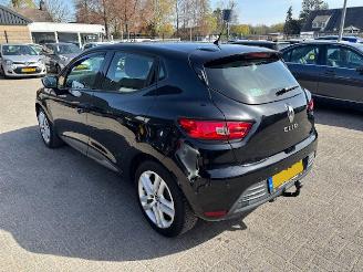 Avarii autoturisme Renault Clio 0.9 TCe Zen 5-drs NAP 2018/1